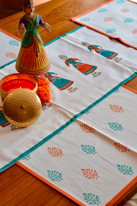 Hand Block Print Tanjavur Doll Table Runner with Table Mats